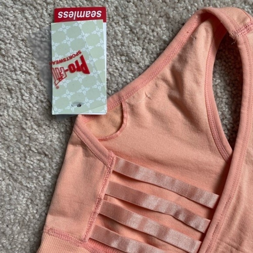👚 ProFit Seamless Workout Top. Size S. - Picture 3 of 4